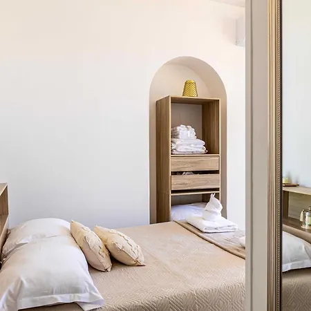 Modern A C 1br 4p - Heart Of Apartman