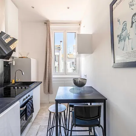 Apartman Modern A C 1br 4p - Heart Of